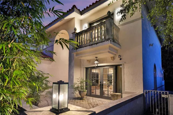 130 N Cadima Ave, Coral Gables, FL 33134