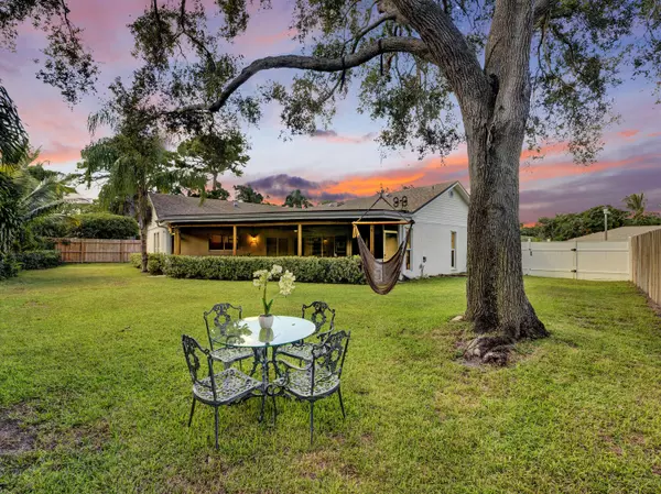 3856 NW 9th ST, Delray Beach, FL 33445