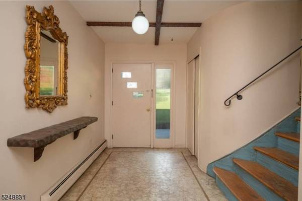 10 Nicholas St, Montville Twp., NJ 07082