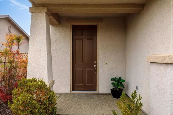 2856 Black Hawk LN, Lincoln, CA 95648