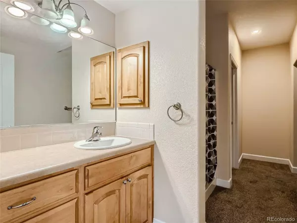 5775 29th ST #602, Greeley, CO 80634