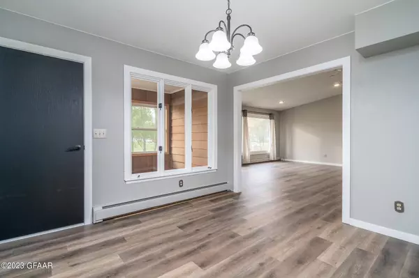 601 12TH Street, Manvel, ND 58256