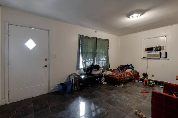 421 E 52nd St, Chattanooga, TN 37410