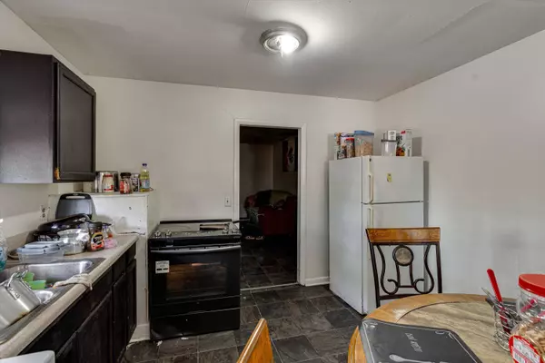 421 E 52nd St, Chattanooga, TN 37410