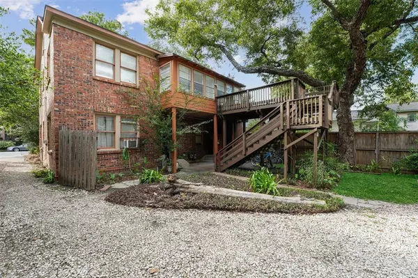 2408 White Oak DR, Houston, TX 77009