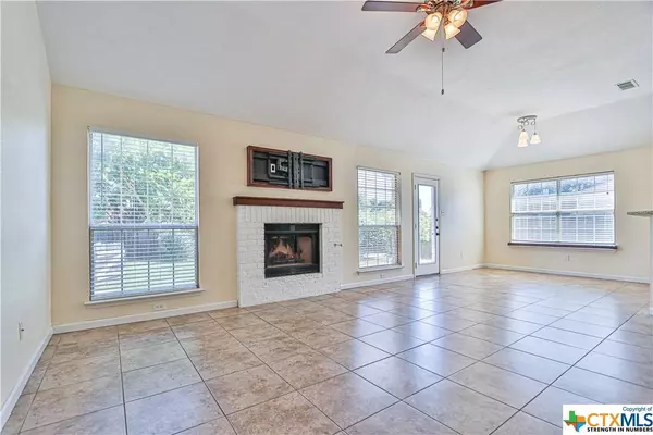 517 Crazy Horse CIR, Harker Heights, TX 76548