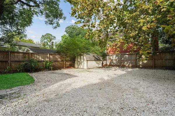 2408 White Oak DR, Houston, TX 77009