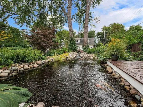 119 ADAMS Road, Birmingham, MI 48009