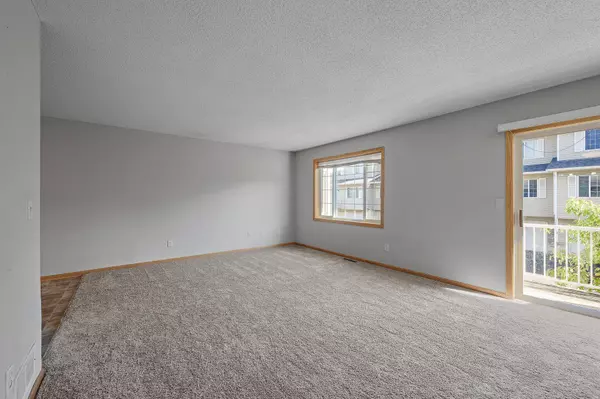 1579 County Road D E #K, Maplewood, MN 55109