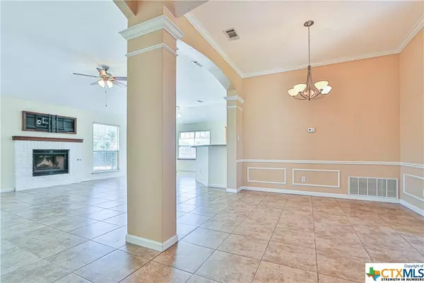 517 Crazy Horse CIR, Harker Heights, TX 76548