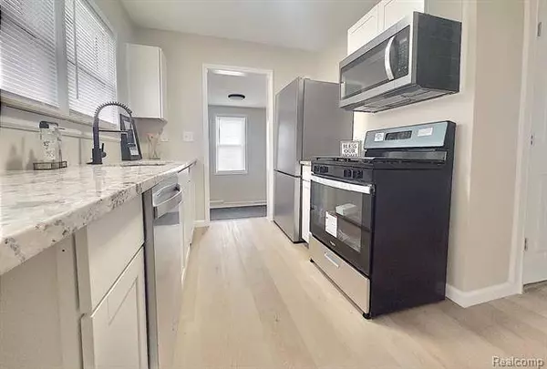 12482 GEORGIANA Avenue, Warren, MI 48089