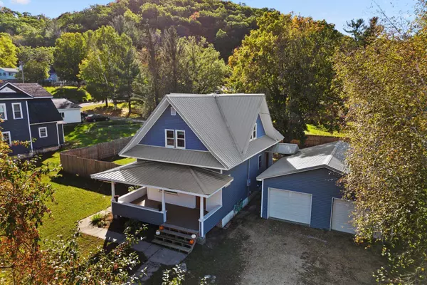 219 E Race AVE, Elmwood, WI 54740