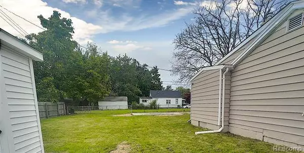 12482 GEORGIANA Avenue, Warren, MI 48089