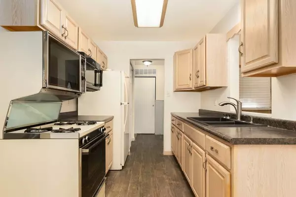 168 S Ashbury Avenue, Bolingbrook, IL 60440