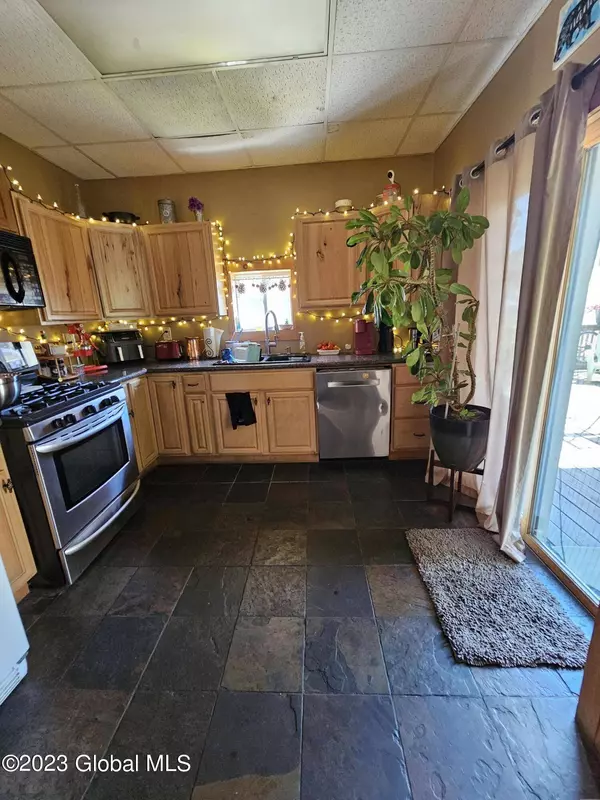 17 Franklin Street, Fultonville, NY 12072