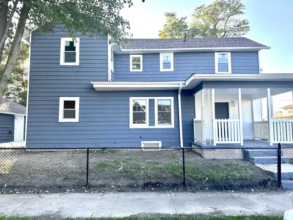 121 E 7th Street, Muncie, IN 47302