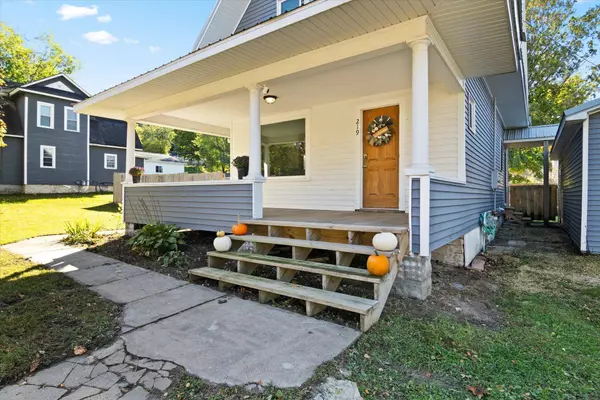 219 E Race AVE, Elmwood, WI 54740