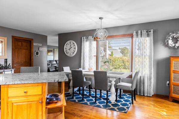 89 Ingraham Drive, Owls Head, ME 04854