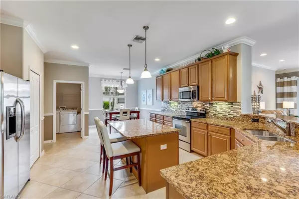 3880 Treasure Cove CIR, Naples, FL 34114