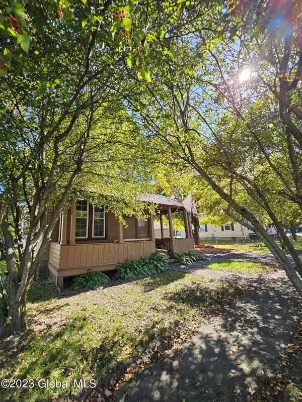 17 Franklin Street, Fultonville, NY 12072