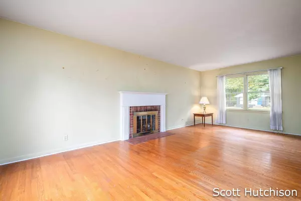 1842 Diamond NE Avenue, Grand Rapids, MI 49505