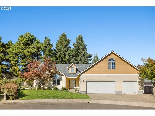 1609 E BRIAR CT, Newberg, OR 97132