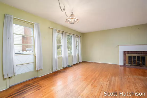 1842 Diamond NE Avenue, Grand Rapids, MI 49505