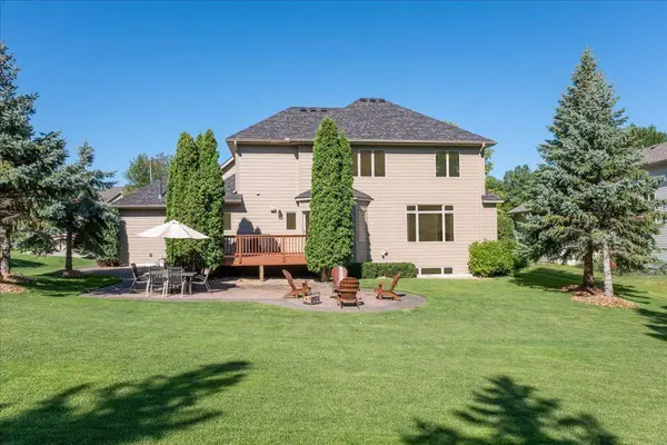 7074 Terraceview LN N, Maple Grove, MN 55311