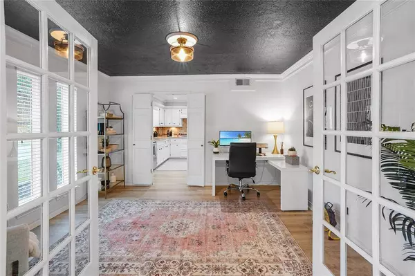 16607 Sir William DR, Spring, TX 77379