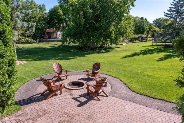 7074 Terraceview LN N, Maple Grove, MN 55311