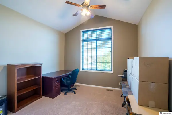 1659 La Plata Court, Lincoln, NE 68521
