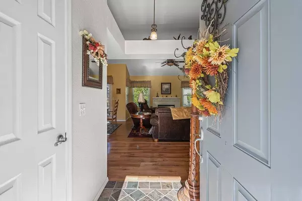 143 Chesterfield WAY, Folsom, CA 95630