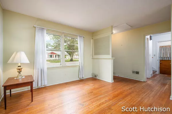 1842 Diamond NE Avenue, Grand Rapids, MI 49505