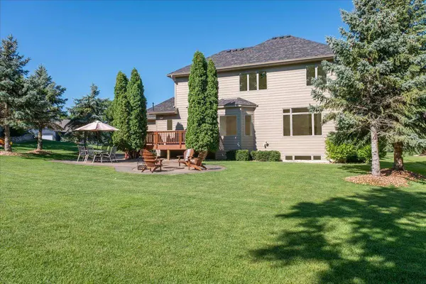 7074 Terraceview LN N, Maple Grove, MN 55311