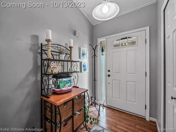 24923 Fairway Hills Drive, Novi, MI 48374