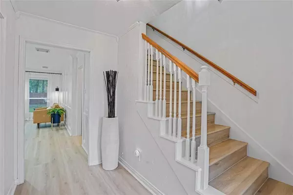 16607 Sir William DR, Spring, TX 77379