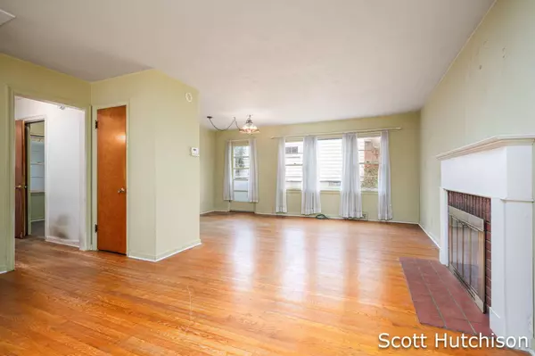 1842 Diamond NE Avenue, Grand Rapids, MI 49505