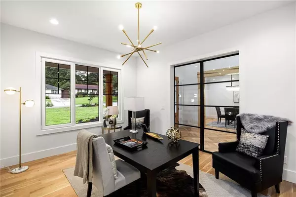 1910 Fairway CIR NE, Brookhaven, GA 30319