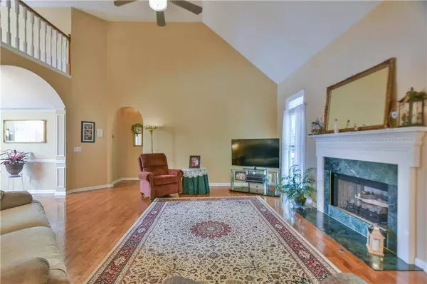 40 Carrington DR, Cartersville, GA 30120