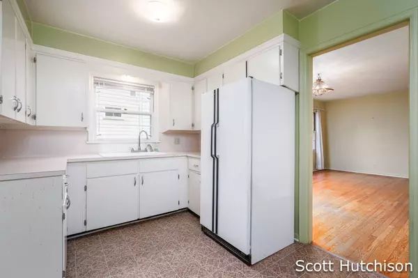 1842 Diamond NE Avenue, Grand Rapids, MI 49505