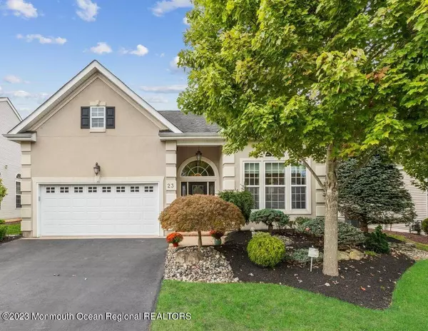 23 Whirlaway Road, Manalapan, NJ 07726