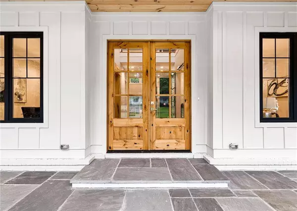 1910 Fairway CIR NE, Brookhaven, GA 30319