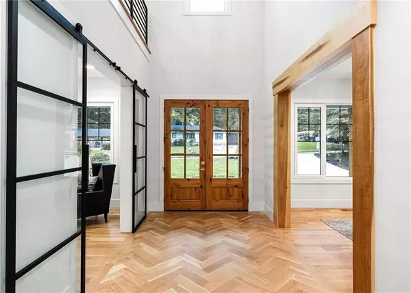 1910 Fairway CIR NE, Brookhaven, GA 30319