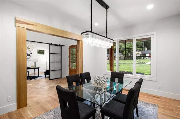 1910 Fairway CIR NE, Brookhaven, GA 30319