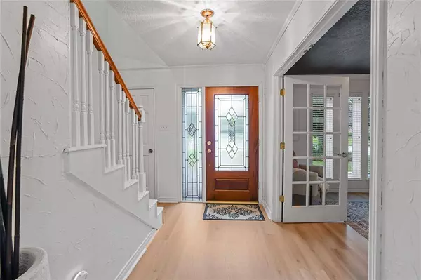 16607 Sir William DR, Spring, TX 77379