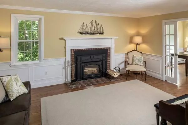 3 Pheasant Hill Lane, Duxbury, MA 02332