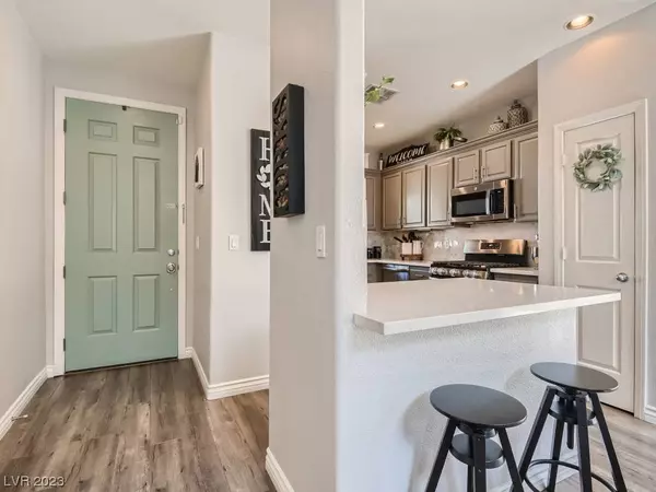 6249 Winston Falls Avenue, Las Vegas, NV 89139