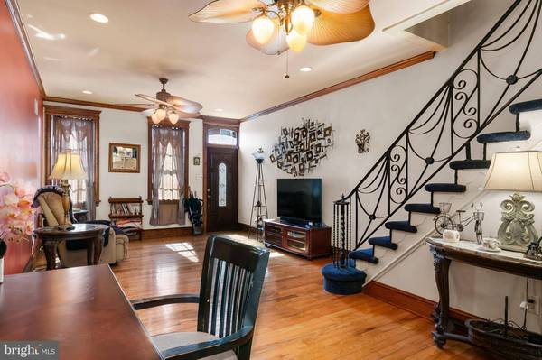 2992 SALMON ST, Philadelphia, PA 19134