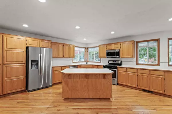 12925 W Greenfield Rd, Nine Mile Falls, WA 99026