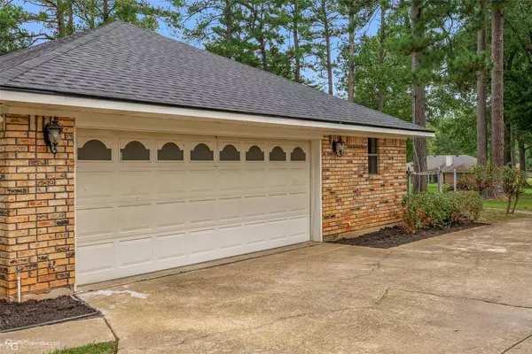 8309 Woodmill Drive, Shreveport, LA 71107